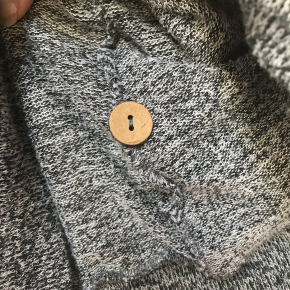 🎂 Spoiled • Heather Gray Buttoned Cardigan Large - Picture 6 of 7